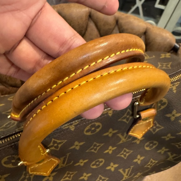 Authentic Louis vuitton speedy 30 monogram - Picture 2 of 16